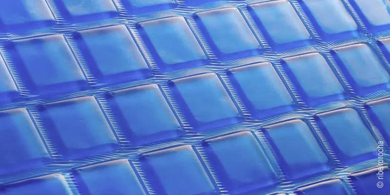 Gros plan sur une mousse de gel.