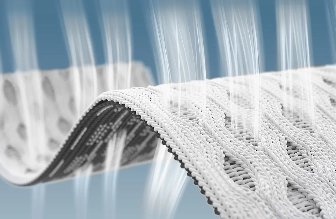 Un flux d'air traverse les trois couches de tissu de la housse fonctionnelle HyBreeze