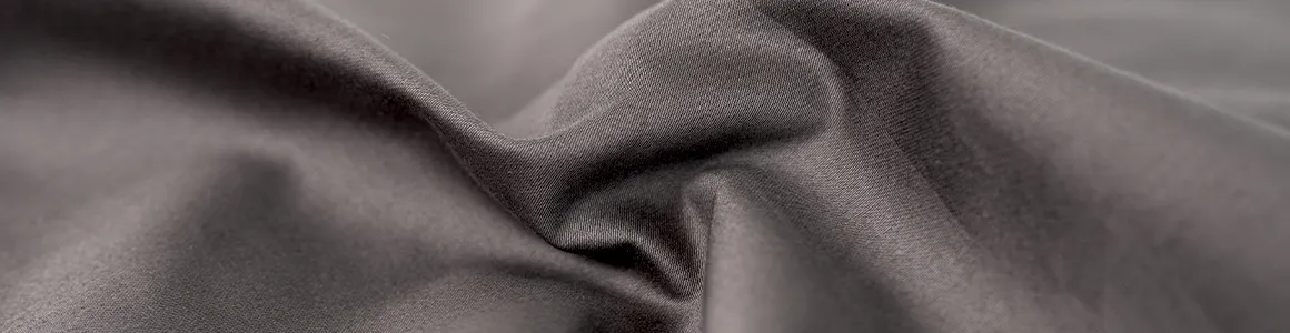 Zoom sur un tissu en satin